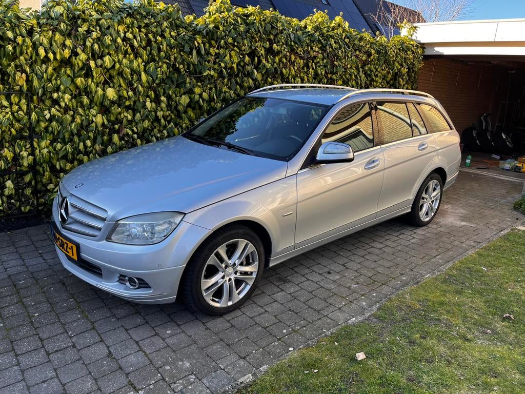 Mercedes-Benz C-Klasse 2.2 CDI C220 Estate AUT 2008 Grijs, Auto's, Mercedes-Benz, Automaat, 1800 kg, Zwart, 4 cilinders
