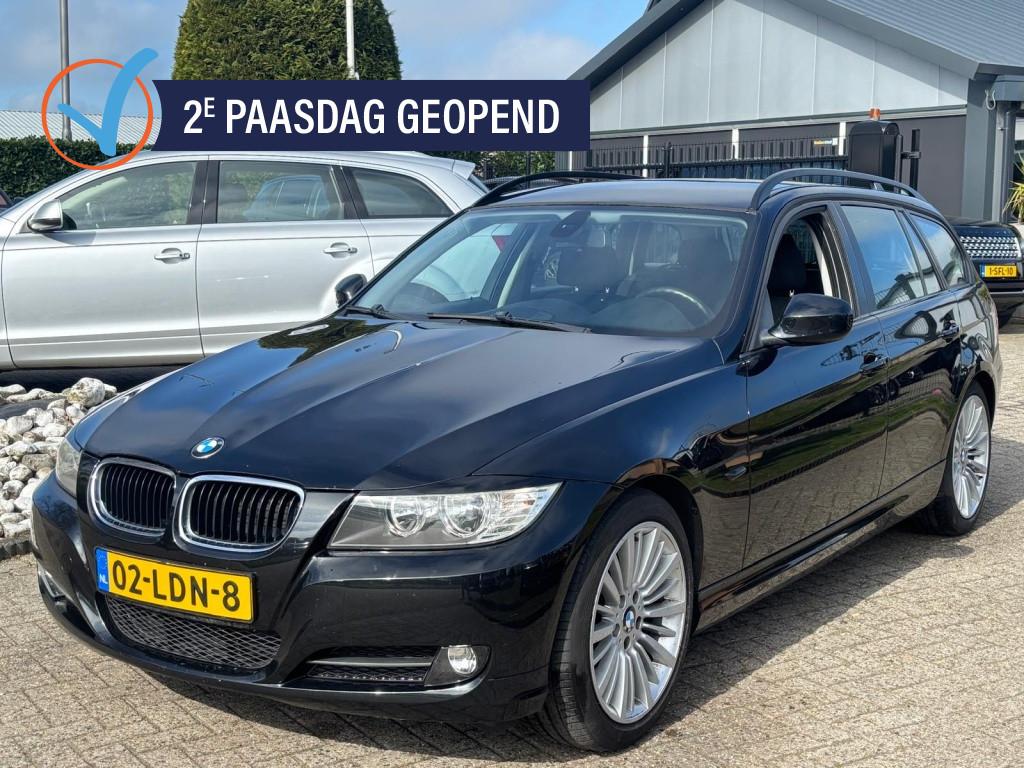 BMW 3 Serie Touring 318I Zwart 2010 Facelift NL Auto Sportve, Auto's, Stof, Zwart, Zwart, Origineel Nederlands