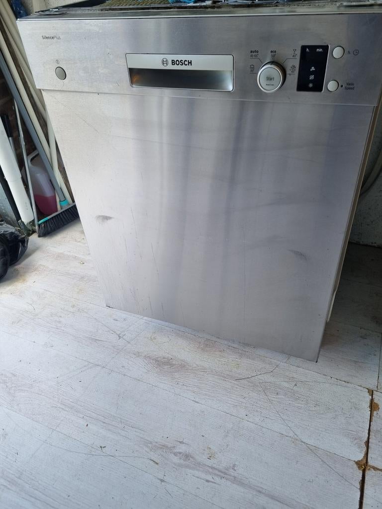 BOSCH vaatwasmachine vaatwasser onderbouw Silence Plus, Ophalen, Minder dan 85 cm, Energieklasse A of zuiniger, Zo goed als nieuw