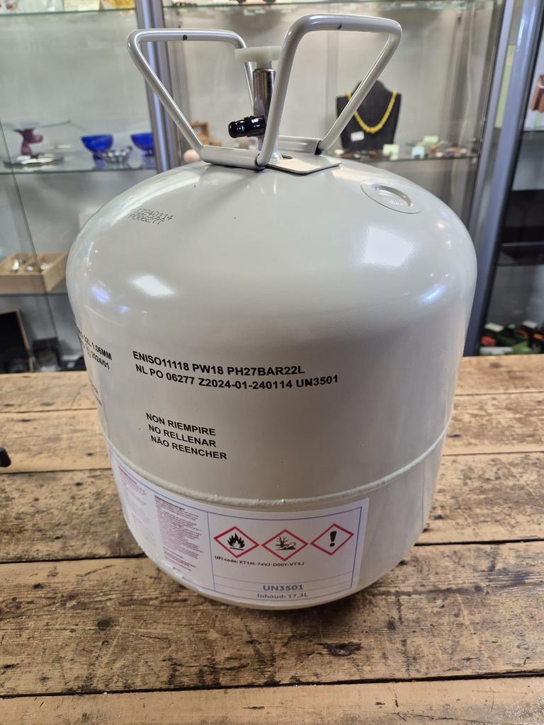 Icopal SA Primer tank 17.3 liter, Doe-het-zelf en Verbouw, Ophalen, Nieuw, Wit