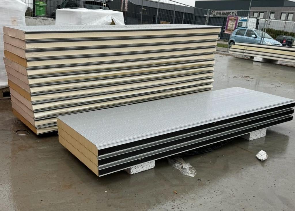 Sandwichpanelen isolatie platen damwand isowanden staalplaat, Ophalen of Verzenden, Zo goed als nieuw, Overige materialen, 50 tot 100 mm