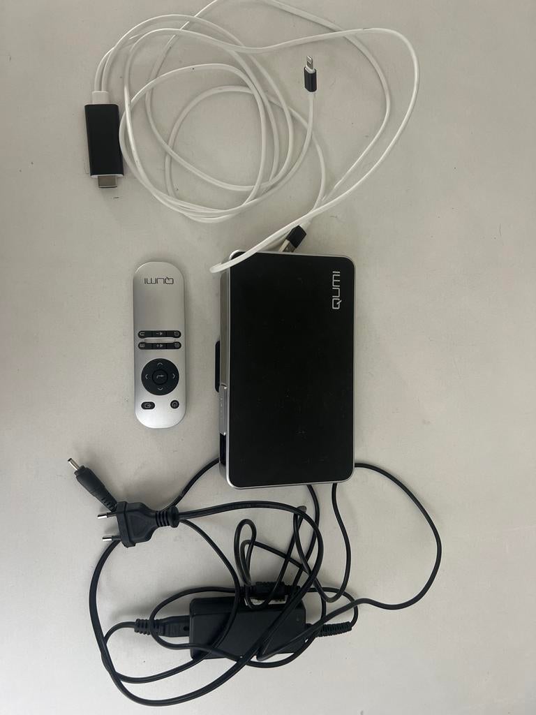 Vivitek Qumi Q3 Plus HD Pocket Projector - Zo goed als nieuw, Ophalen of Verzenden, Zo goed als nieuw, LED, HD (720)