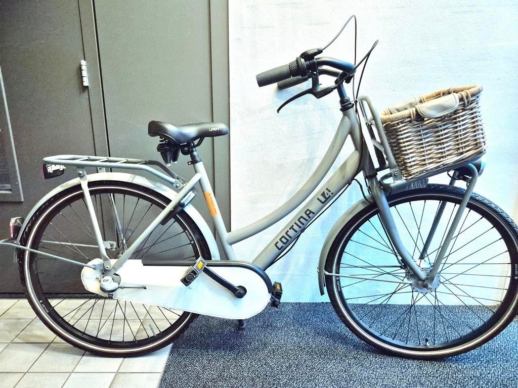 Cortina u4 24 inch meisjesfiets transportfiets, Fietsen en Brommers, Ophalen, Zo goed als nieuw, Cortina