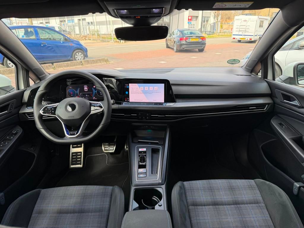 Volkswagen Golf 1.4 eHybrid GTE AUT|NAV|ACC|Stoelvw|DealerOH, 12 maanden, Stof, Gebruikt, Euro 6
