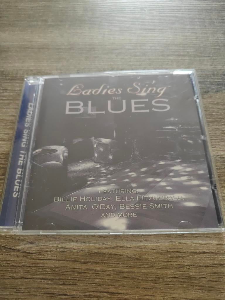 Ladies Sing The Blues CD - Billie Holiday, Ella Fitzgerald, Cd's en Dvd's, Ophalen of Verzenden, 1980 tot heden, Zo goed als nieuw