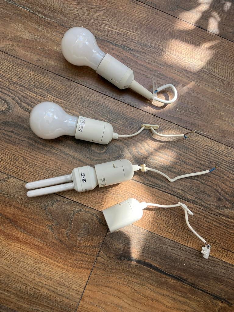 Vier lampen met fitting en bedrading, Ophalen, Gebruikt, 60 watt of meer, Overige typen