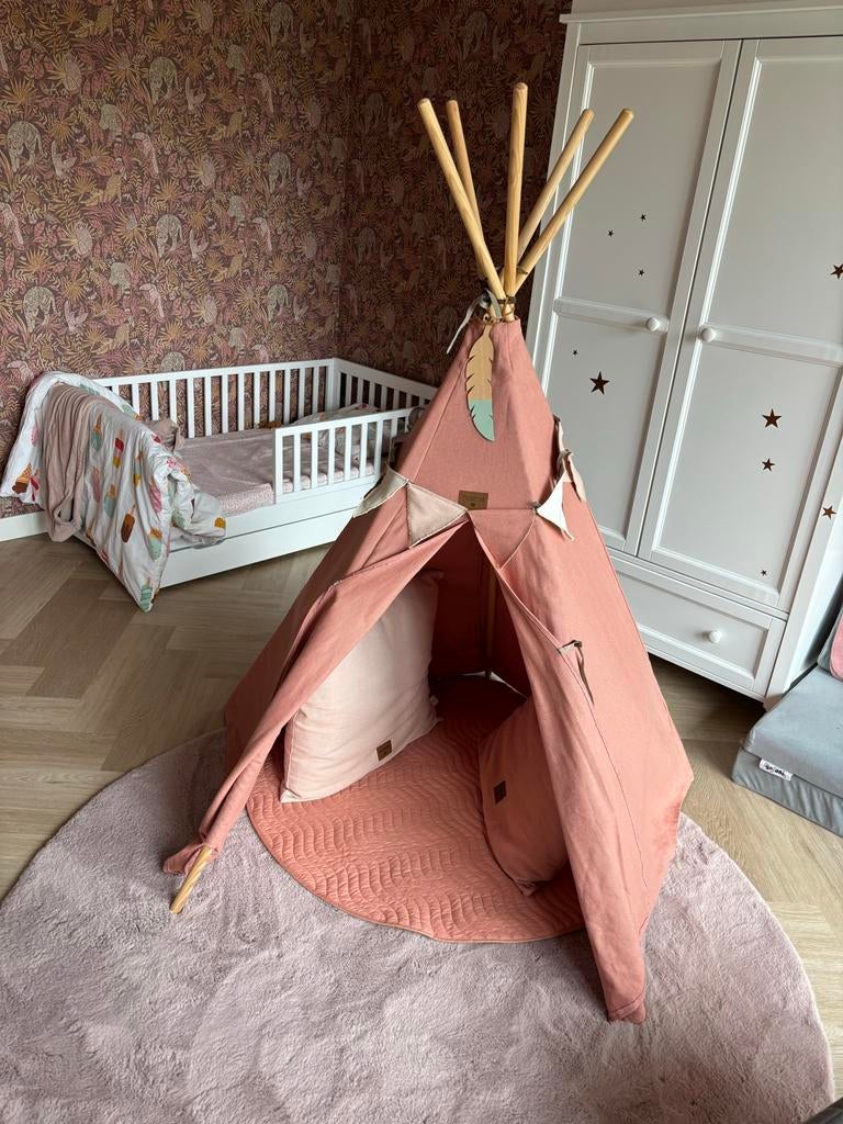 Nobodinoz tipitent met accessoires, Ophalen, Zo goed als nieuw