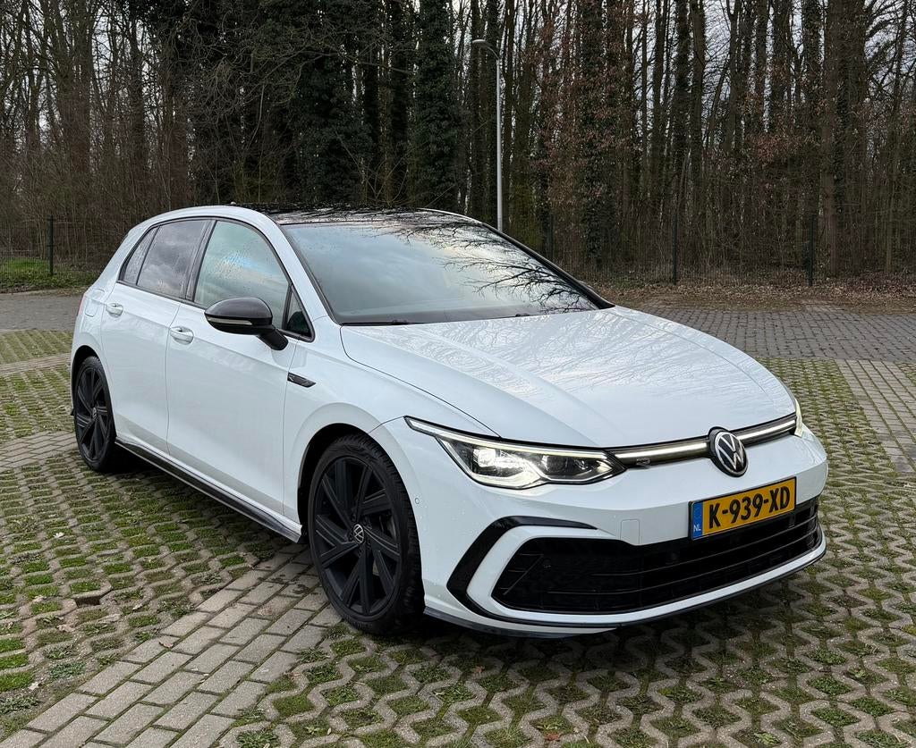 Volkswagen Golf R-Line 1.5 Etsi 150pk 7-DSG 2020 Wit, Auto's, Volkswagen, 1498 cc, 680 kg, 4 cilinders, 150 pk