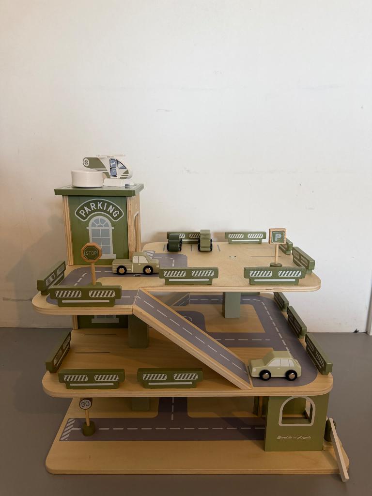 Houten speelgoed garage Little Dutch, Ophalen, Zo goed als nieuw, Overige typen