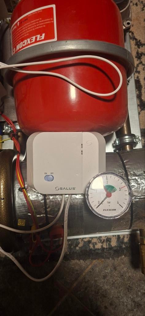 Elektriche cv, Minder dan 20 liter, Ophalen of Verzenden, Boiler, Minder dan 3 jaar oud