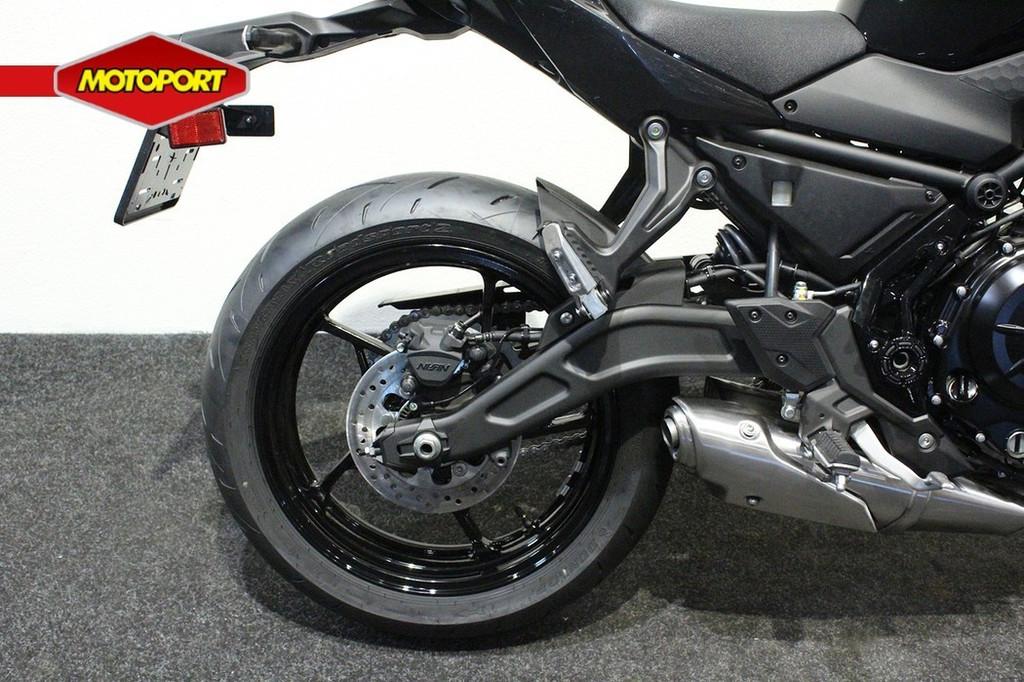 Kawasaki Z650 S - foto 3