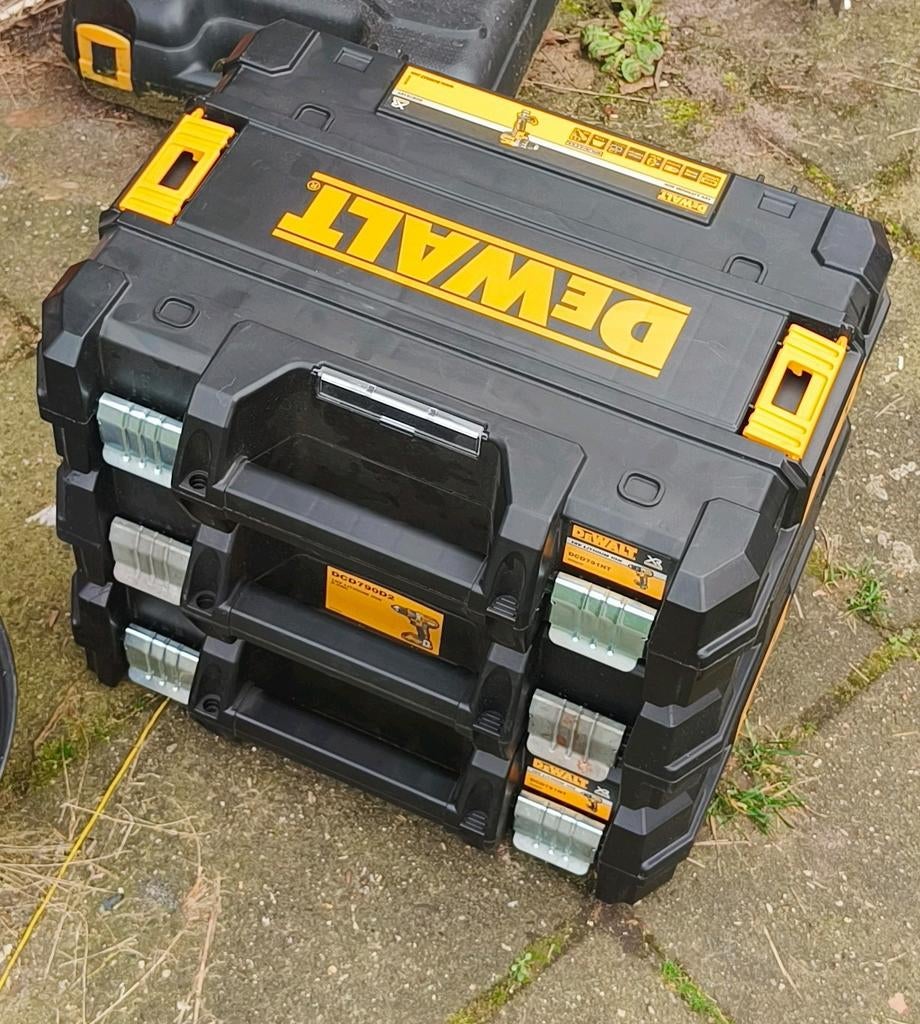 Koffertjes dewalt, Ophalen of Verzenden, Zo goed als nieuw