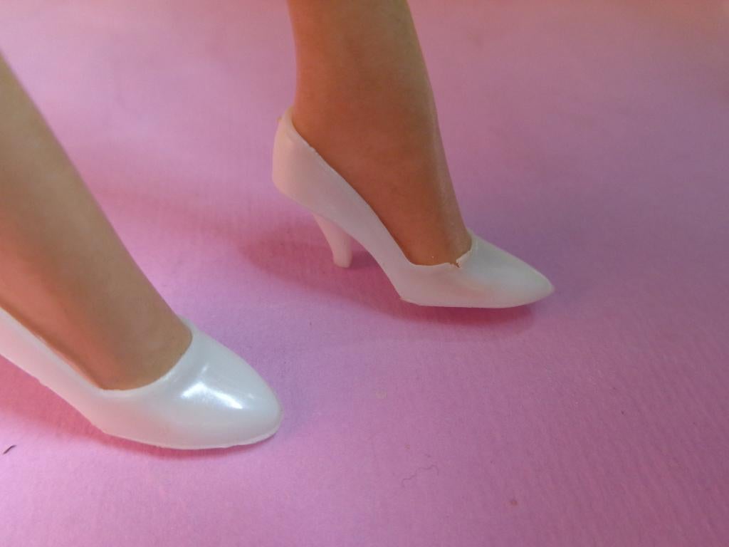 Barbie vintage witte pumps, Verzamelen, Ophalen of Verzenden, Gebruikt, Accessoires