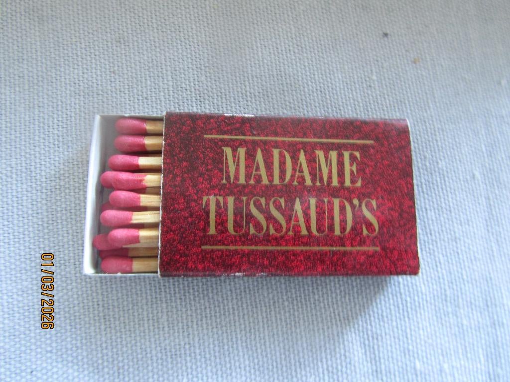 Luciferdoosje Madame Tussaud,s, Ophalen of Verzenden, Zo goed als nieuw, Luciferdoosjes of -merken