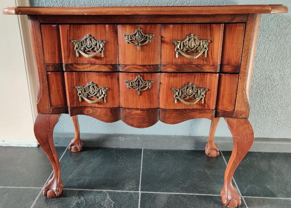 Antieke commode walnoot ladekast met twee laden, Ophalen