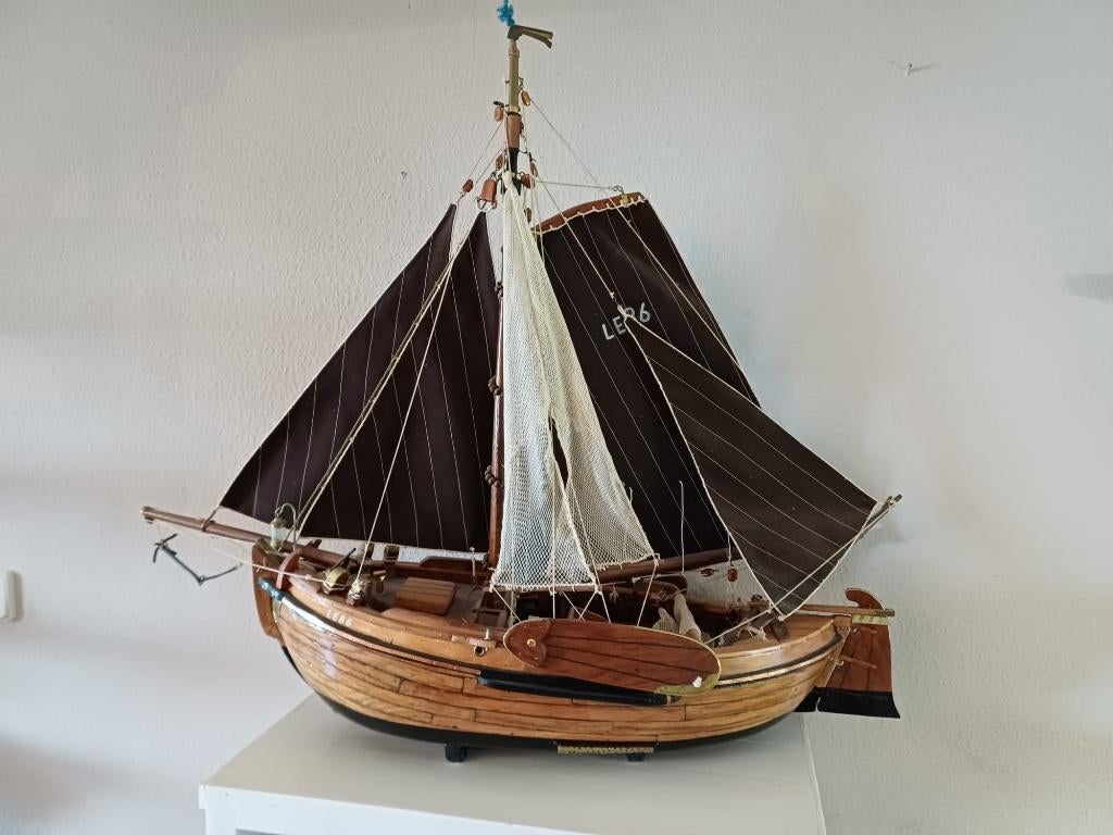 Modelbouw LE86, Ophalen