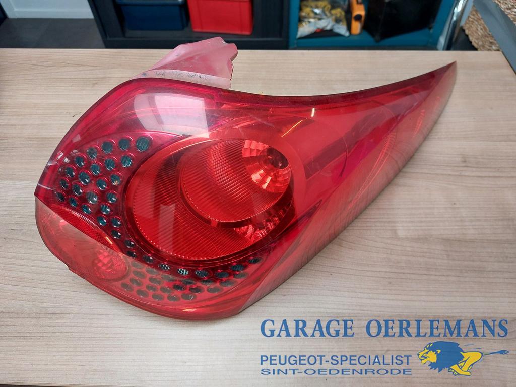 achterlicht peugeot 207 sw rechts, Auto-onderdelen, Gebruikt, -, -, ARN erkend