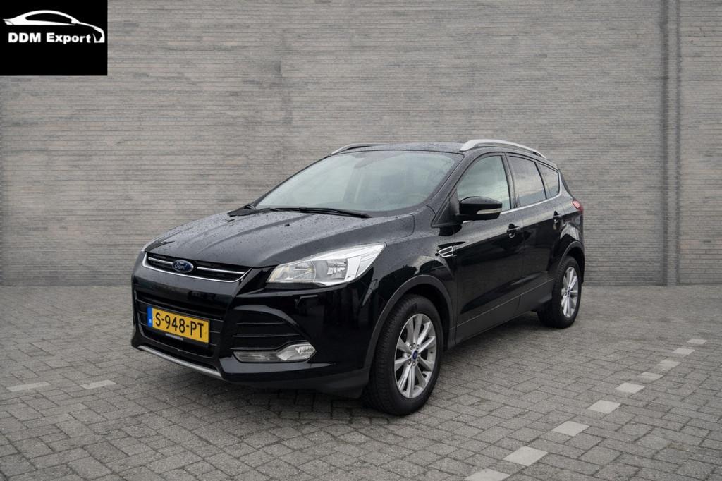 Ford Kuga 1.5 Titanium (bj 2014), Euro 6, 4 cilinders, Leder en Stof, Zwart
