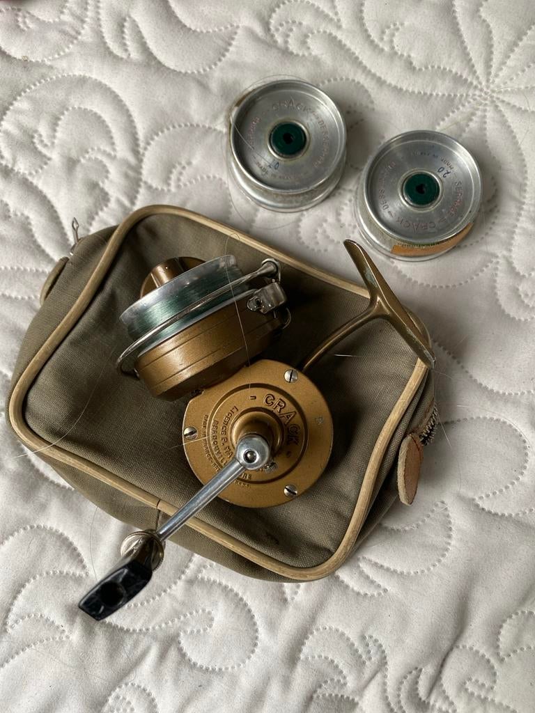 Vintage Crack Molen met Twee Reservespoelen in Tas, Watersport en Boten, Ophalen of Verzenden, Gebruikt, Molen