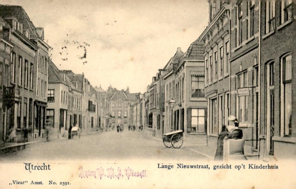 Utrecht Lange Nieuwstraat 't Kinderhuis Vivat no 2591 # 564, Verzamelen, Verzenden, Voor 1920, Gelopen, Utrecht