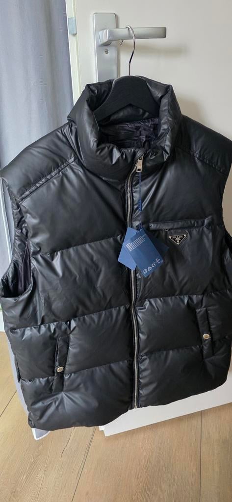 Prada bodywarmer maat L nieuw, Kleding | Heren, Bodywarmers, Ophalen of Verzenden, Nieuw, Zwart
