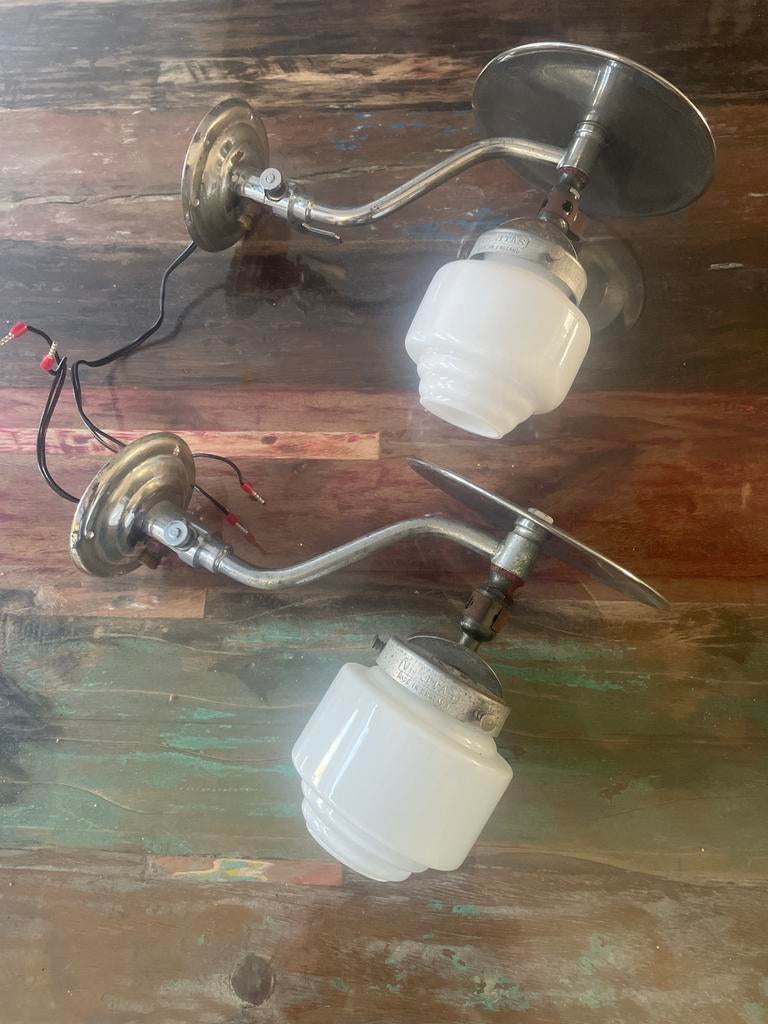 Veritas muur lamp met melk glas, Ophalen of Verzenden