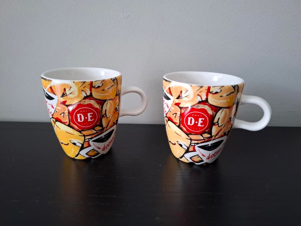 Douwe Egberts Selwyn Senatori Koffie Mok Kopjes Royal Raja, Gebruikt, Ophalen of Verzenden, Overige stijlen, Kop(pen) en/of Schotel(s)