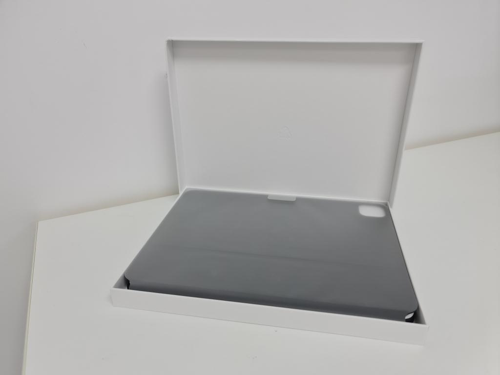 Magic Keyboard iPad Air (4/5e gen) 11-inch iPad Pro - ZWEEDS, IPad Air 4 & iPad Pro 11-inch, Apple Distribution International