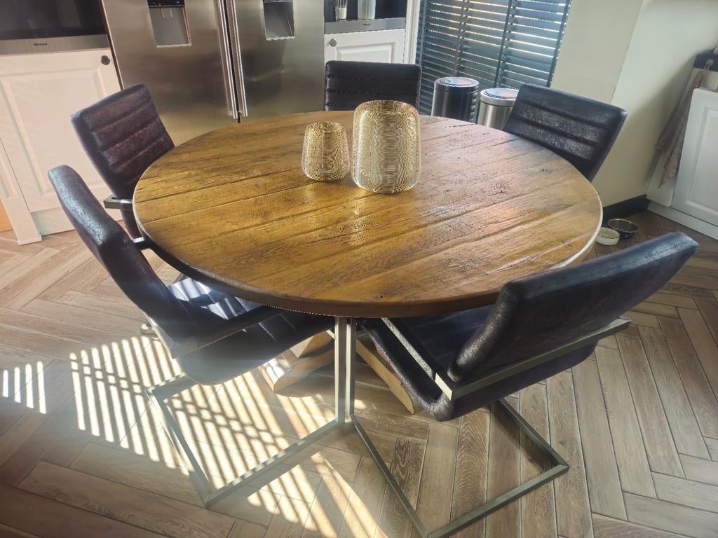 Massief eiken eettafel 150 cm (eventueel met 5 stoelen), Huis en Inrichting, Tafels | Eettafels, Ophalen of Verzenden, Zo goed als nieuw