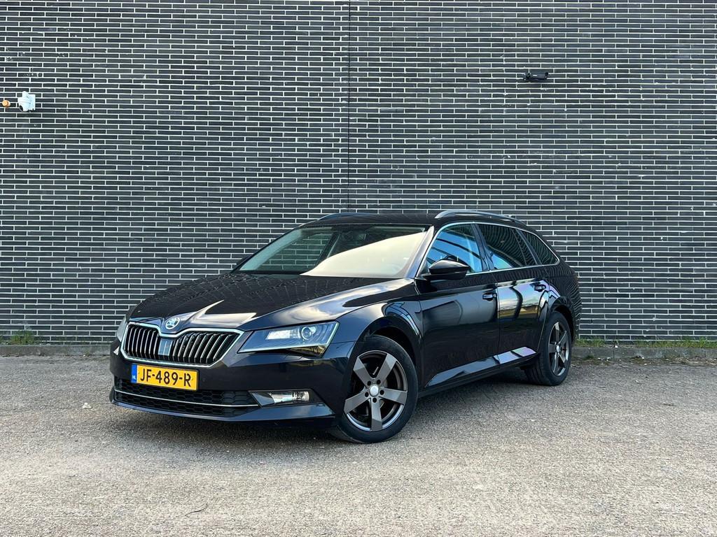 Skoda Superb Combi 1.6 TDI Ambition Business DSG, Clima!, Gebruikt, Euro 6, 4 cilinders, Zwart