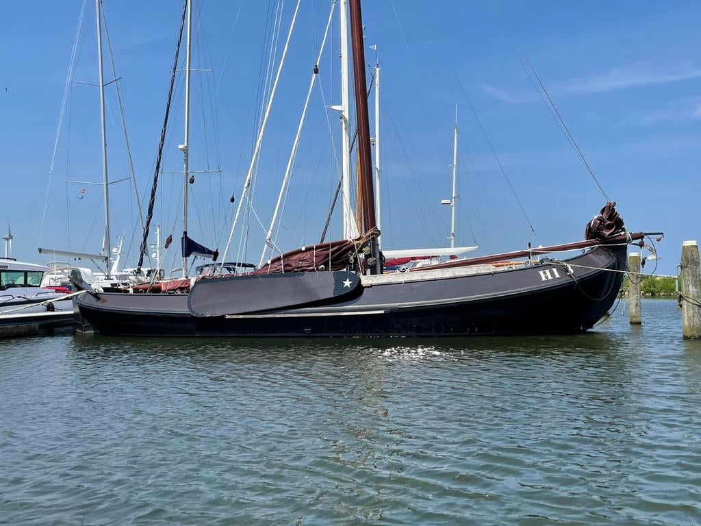 Ligplaats te koop of huur 16 bij 5,75 meter