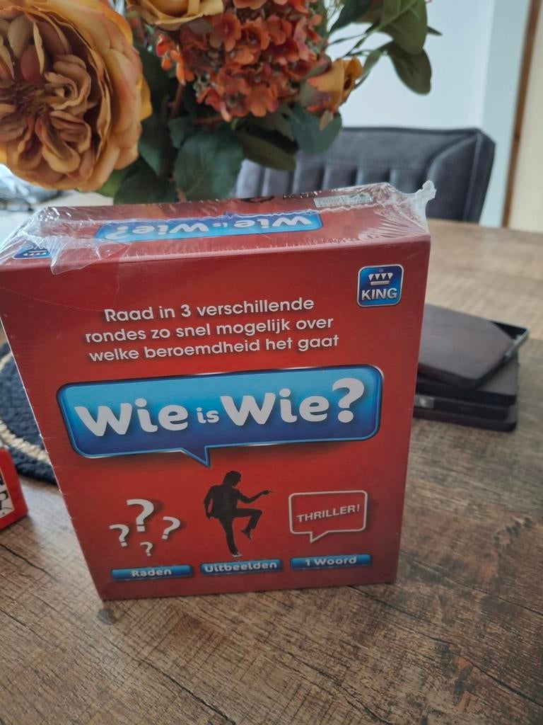 Wie is wie, Ophalen of Verzenden, Nieuw