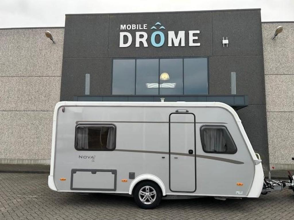 Eriba Nova Light Delight 465 VOORTENT+FIETSENDRAGER, Caravans en Kamperen, Standaardzit, Bedrijf, 750 - 1000 kg, 4 tot 5 meter