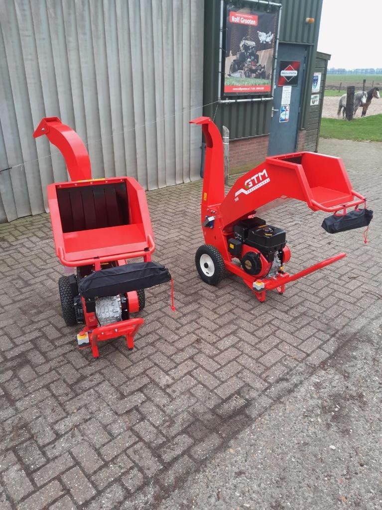 Zeer degelijke GTM 900 takkenversnipperaar 2 x, Ophalen, Nieuw, Benzine