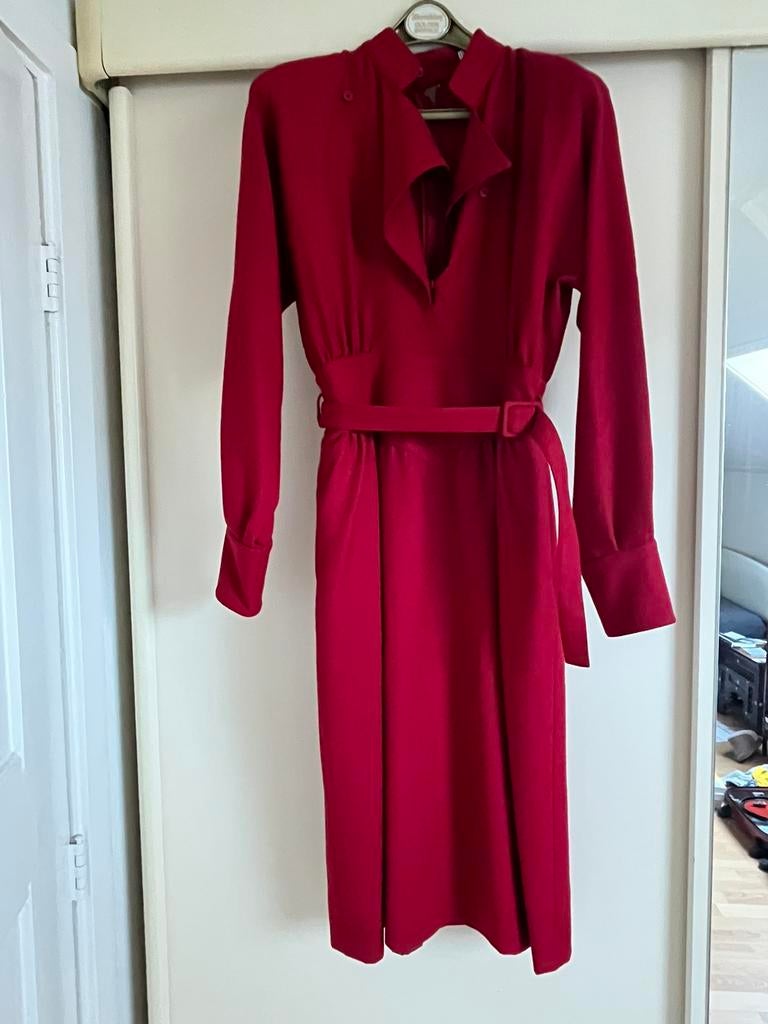 Guy Laroche wol rood 36-38, Ophalen of Verzenden, Zo goed als nieuw, Maat 36 (S), Rood