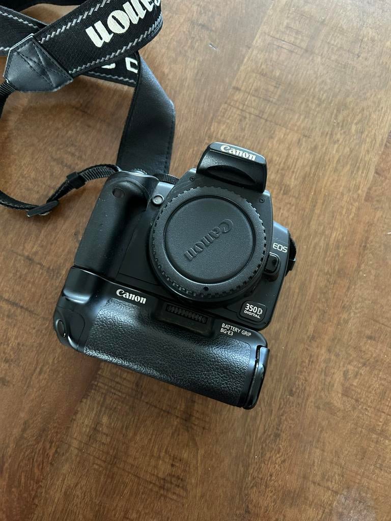 Canon EOS 350D Spiegelreflexcamera met batterijgrip, Ophalen of Verzenden, Gebruikt, Spiegelreflex, Canon