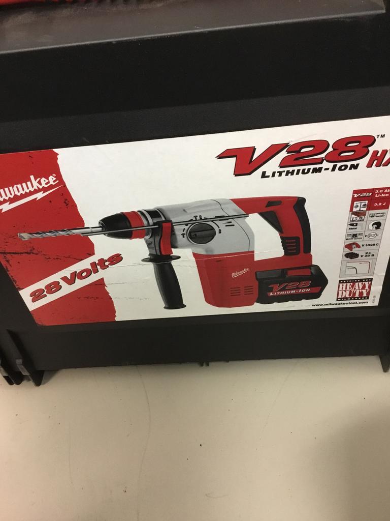 Milwaukee V28 Accu Boormachine V28HX - Nieuw in koffer, Ophalen, Nieuw, Boor- en/of Breekhamer