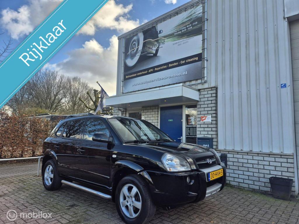 Hyundai Tucson 2.0i Style Climate/Stoel verw/Leer/Trekhaak, Gebruikt, 4 cilinders, Zwart, Leder