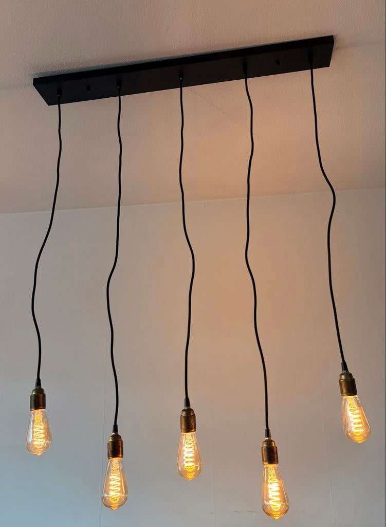 Zwarte Hanglamp met 5 Edison LED Peertjes - Industrieel Desi, Huis en Inrichting, Lampen | Hanglampen, Ophalen, Gebruikt, Metaal
