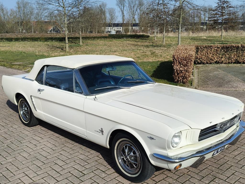 Ford Mustang CONVERTIBLE F CODE 1964.5 First Year Production, Auto's, Automaat, Cabriolet, Wit, Origineel Nederlands