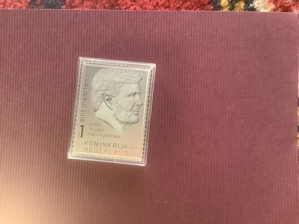Zilveren herdenkingspostzegel 10 jaar Koning Willem-Alexande, Ophalen of Verzenden, Postfris