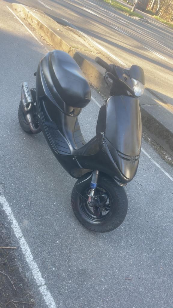 Peugeot buxy, Fietsen en Brommers, Scooters | Piaggio, Zo goed als nieuw, Overige modellen, Tweetakt, Ophalen of Verzenden