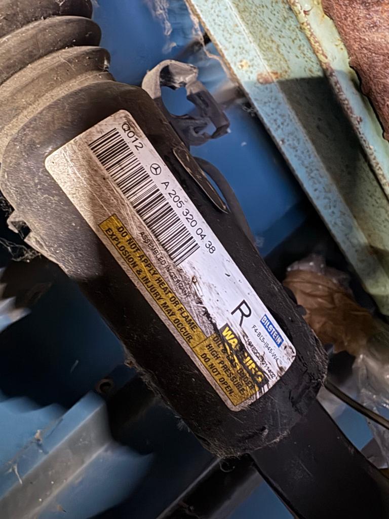 Airmatic schokbreker W205 C Klasse 4 Matic Recht A2053200438, Niet ingevuld, Gebruikt, Mercedes-Benz, Niet ingevuld