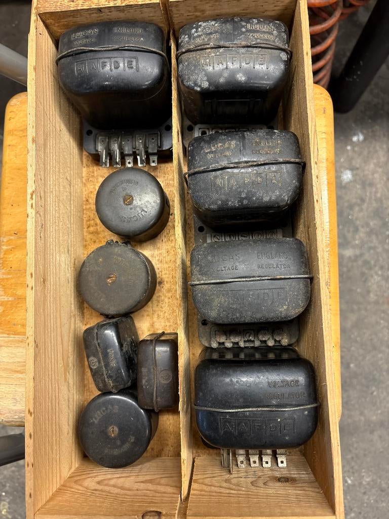 Spanningsregelaars voor Morris, MG, Austin, Rover e.a., Ophalen of Verzenden, Gebruikt