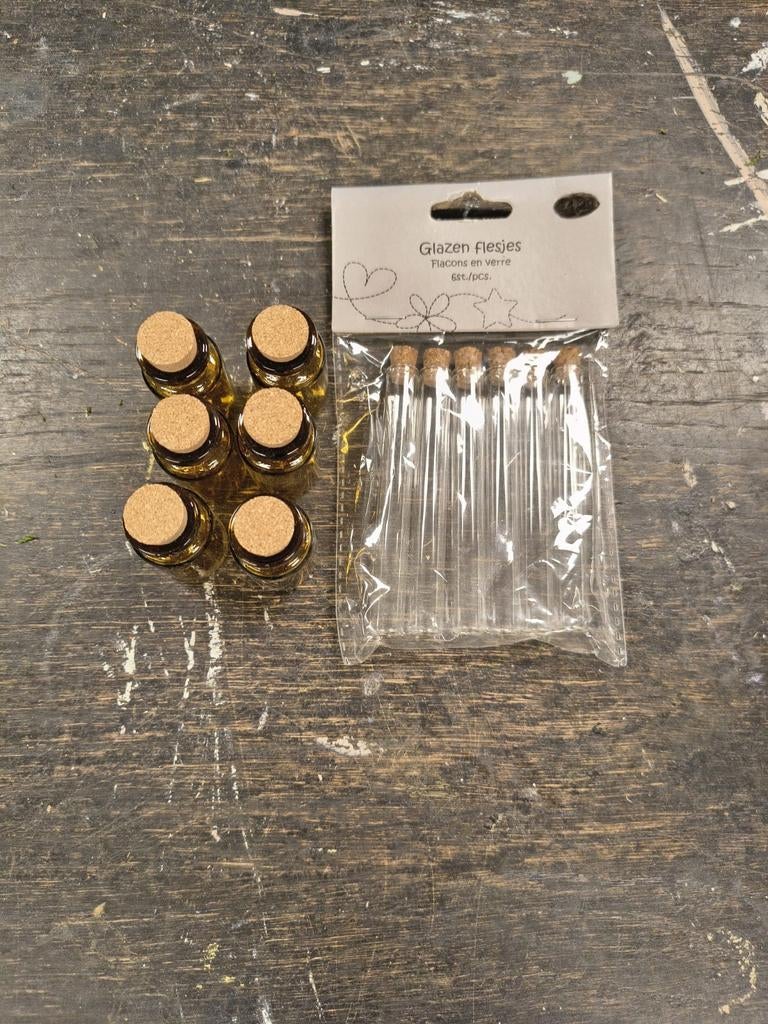 Glazen flesjes en reageerbuisjes met kurk, Ophalen of Verzenden, Nieuw