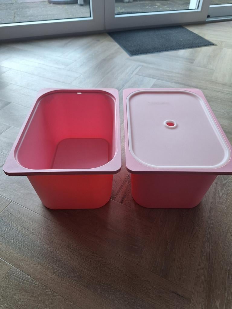 2 roze TROFAST opbergbakken roze met 1 deksel, Ophalen, Gebruikt, Rechthoekig, Kunststof