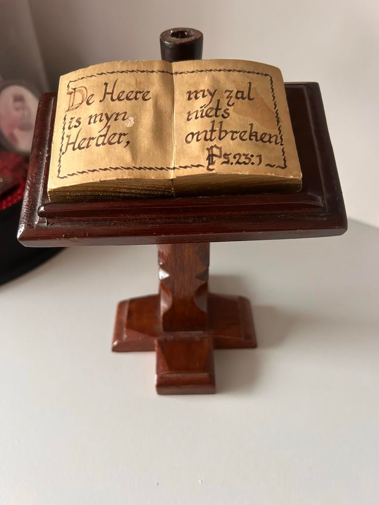 Bijbeltje op standaard, Ophalen of Verzenden