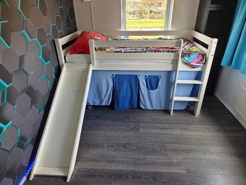 Half hoogslaper, Kinderen en Baby's, Kinderkamer | Stapelbedden en Hoogslapers, Ophalen, Gebruikt, Halfhoogslaper