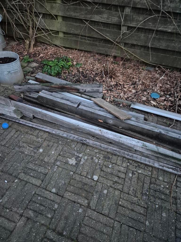 Gratis af te halen hout, langste 270cm, voor houtkachel, Minder dan 3 m³, Ophalen of Verzenden, Overige houtsoorten, Blokken