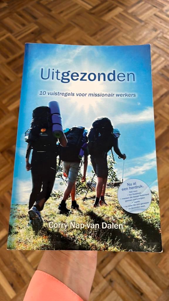 Corry Nap-van Dalen - Uitgezonden, Boeken, Ophalen of Verzenden, Zo goed als nieuw, Christendom | Protestants, Corry Nap-van Dalen